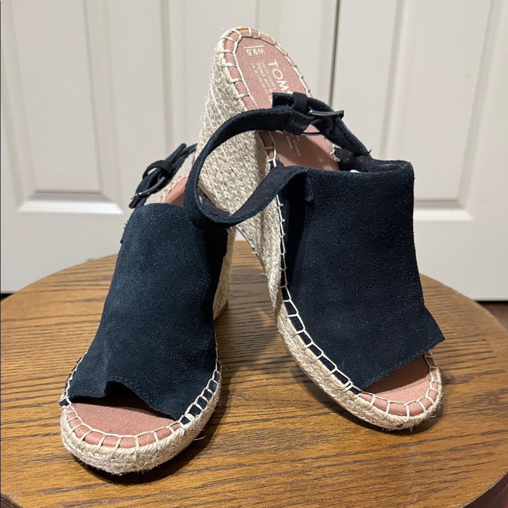TOMS Women's black Suede Espadrille Wedges
